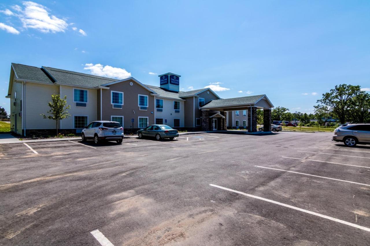 Cobblestone Inn & Suites - Barron Exterior photo